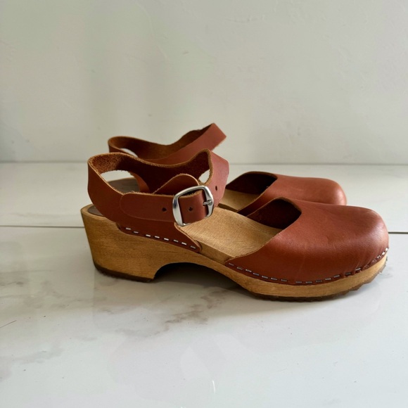 MIA Shoes - MIA Greta Danish Clogs Mules Leather Mary Jane Oktoberfest Barmaid EU 39 US 9